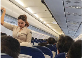 坐飞机过安检时擦的小纸片是什么？