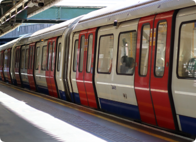 地铁车厢里的大风是哪来的？_DAZUI123